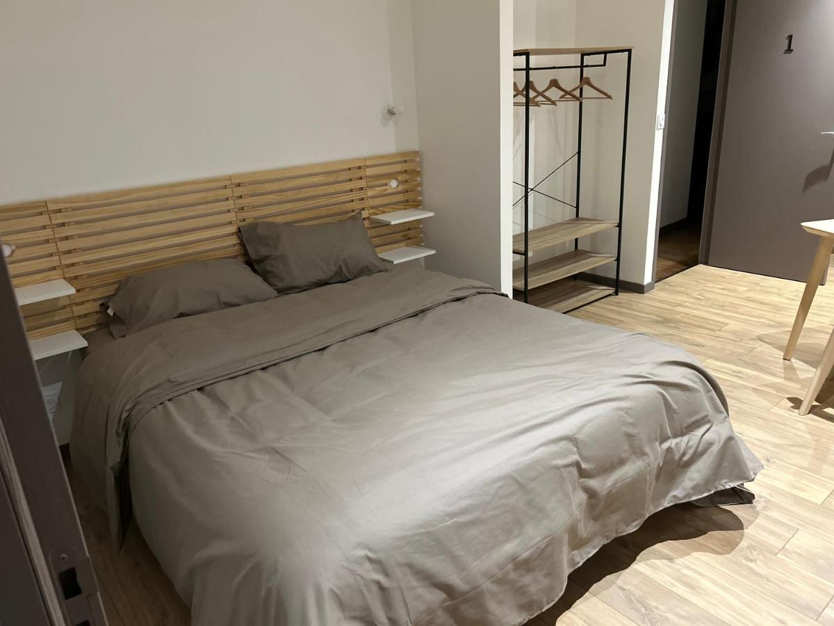 La Cigogne Aparthotel Panissieres ภายนอก รูปภาพ